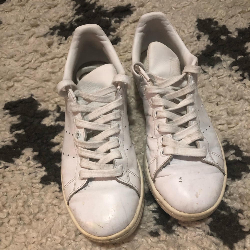 White Stan smiths